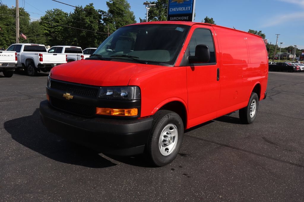 New 2026 Chevrolet Express 2500 w/ Driver Convenience Package RWD image 27