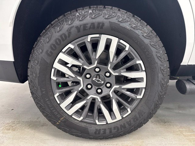 New 2026 Chevrolet Tahoe Z71 w/ Comfort Package AWD/4WD image 37