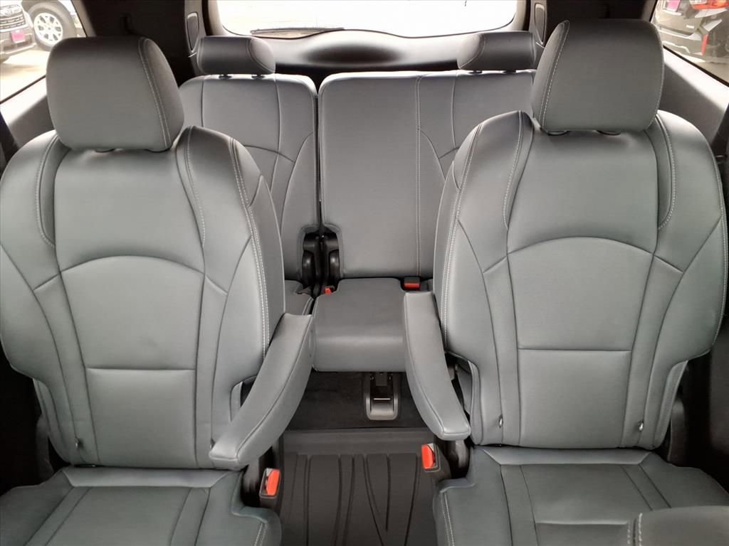 Used 2024 Buick Enclave Premium image 17