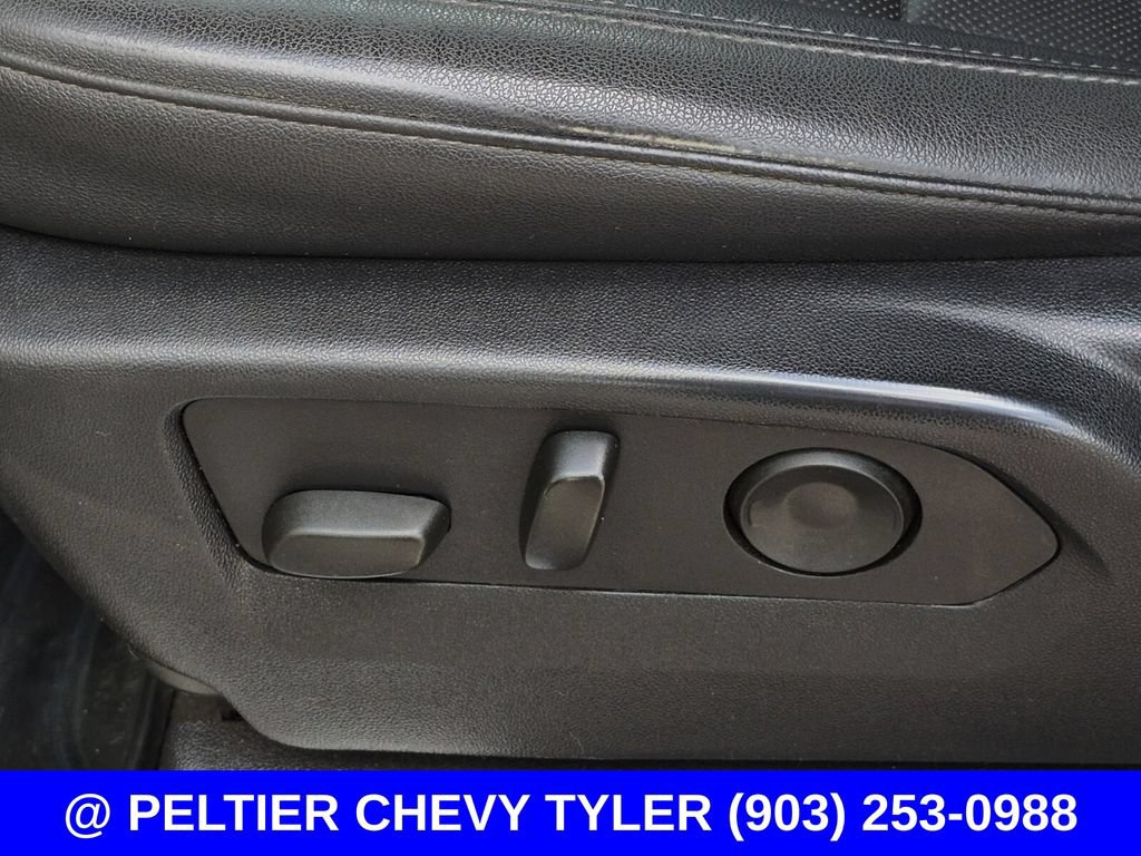 Used 2025 Chevrolet Silverado 2500 LTZ w/ Z71 Chrome Sport Edition AWD/4WD image 39
