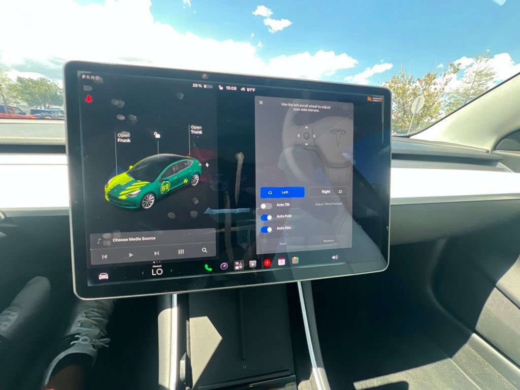 Used 2018 Tesla Model 3 Long Range AWD/4WD image 38