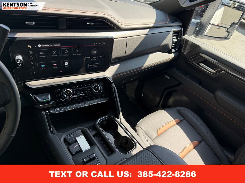 Used 2025 GMC Sierra 2500 AT4 image 26