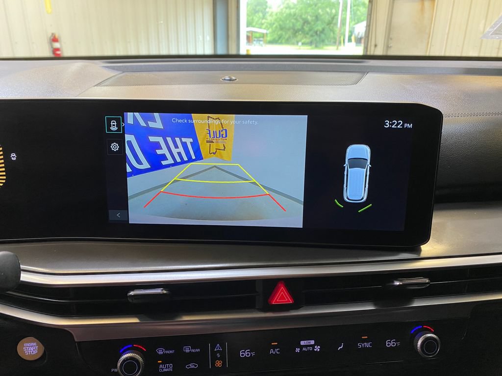 Used 2025 Kia Sorento S AWD/4WD image 43