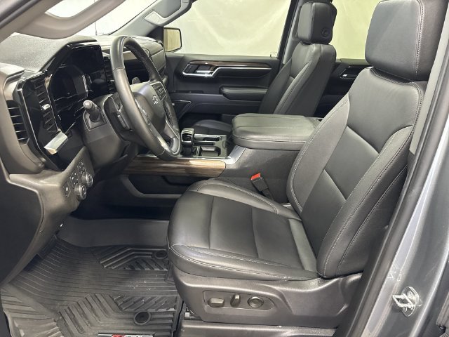 Used 2024 Chevrolet Silverado 1500 RST w/ RST All Star Premium Package AWD/4WD image 10