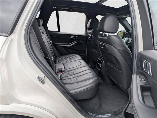 Used 2019 BMW X5 xDrive40i w/ M Sport Package AWD/4WD image 19