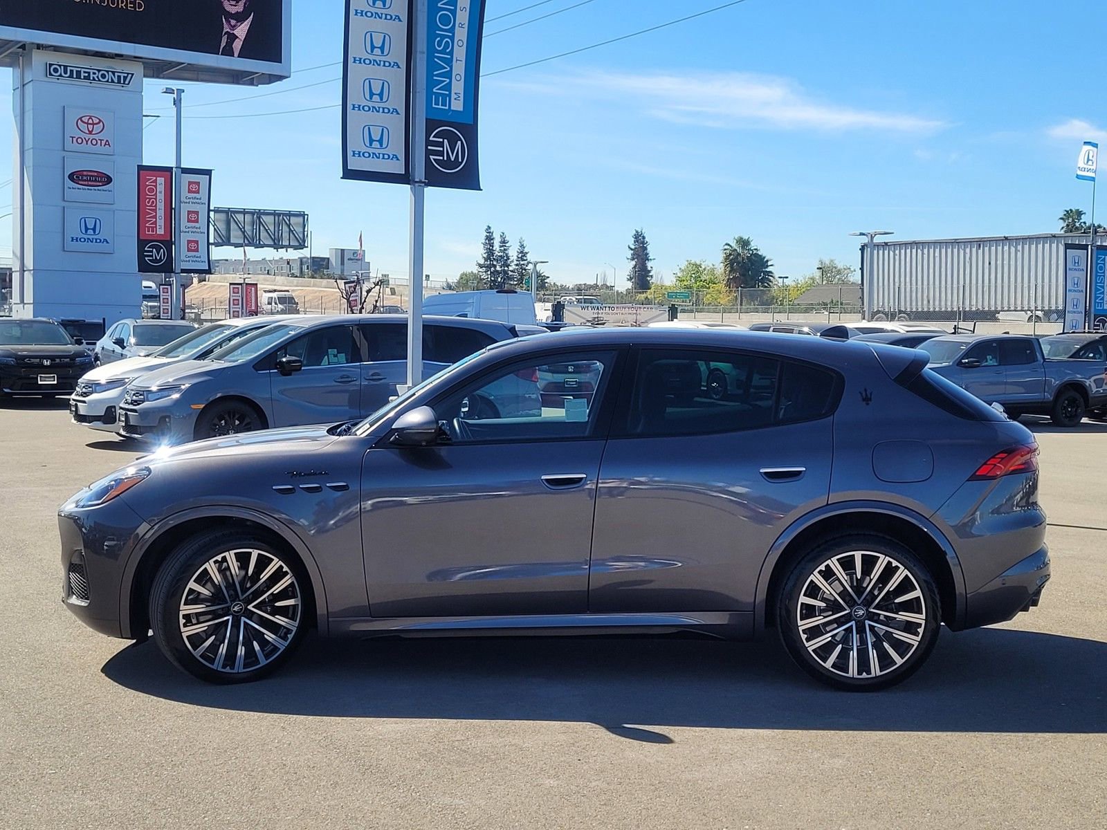Used 2023 Maserati Grecale Modena image 8