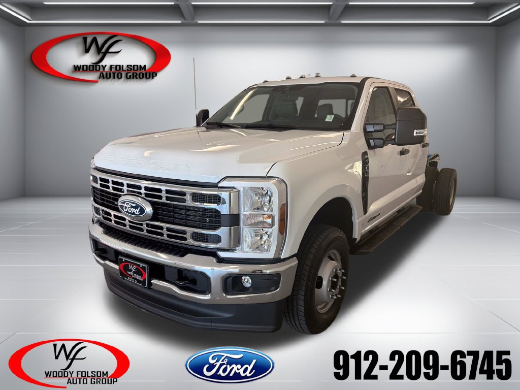New 2027 Ford F350 XL w/ XL Chrome Package