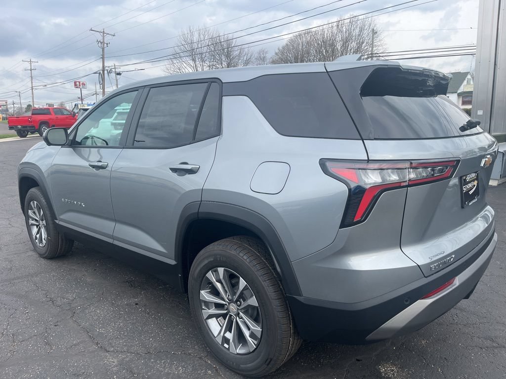 New 2026 Chevrolet Equinox LT w/ Convenience Package II FWD image 3