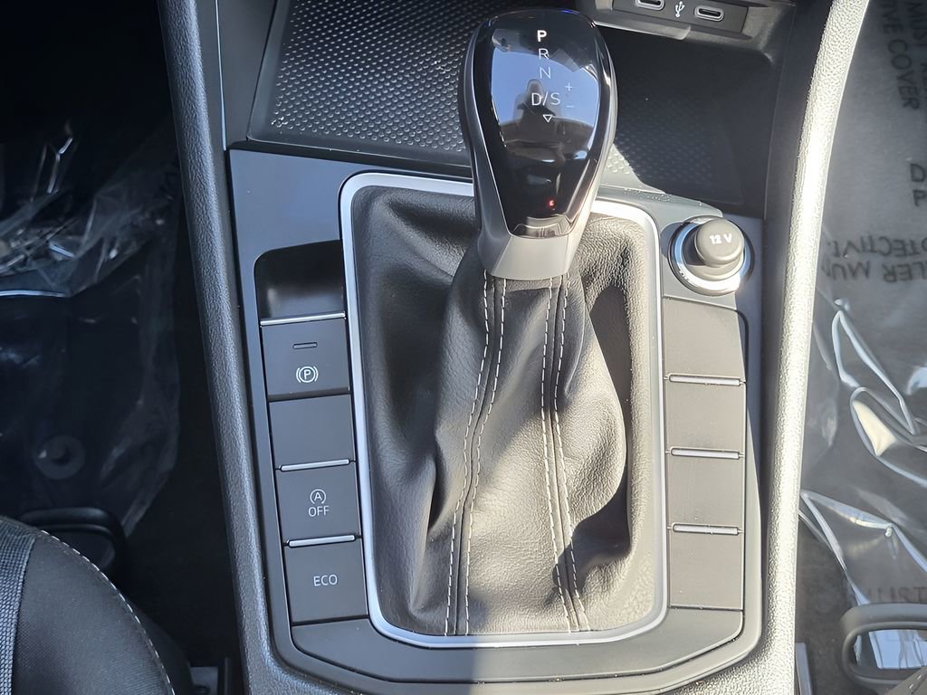 Used 2025 Volkswagen Jetta S FWD image 17