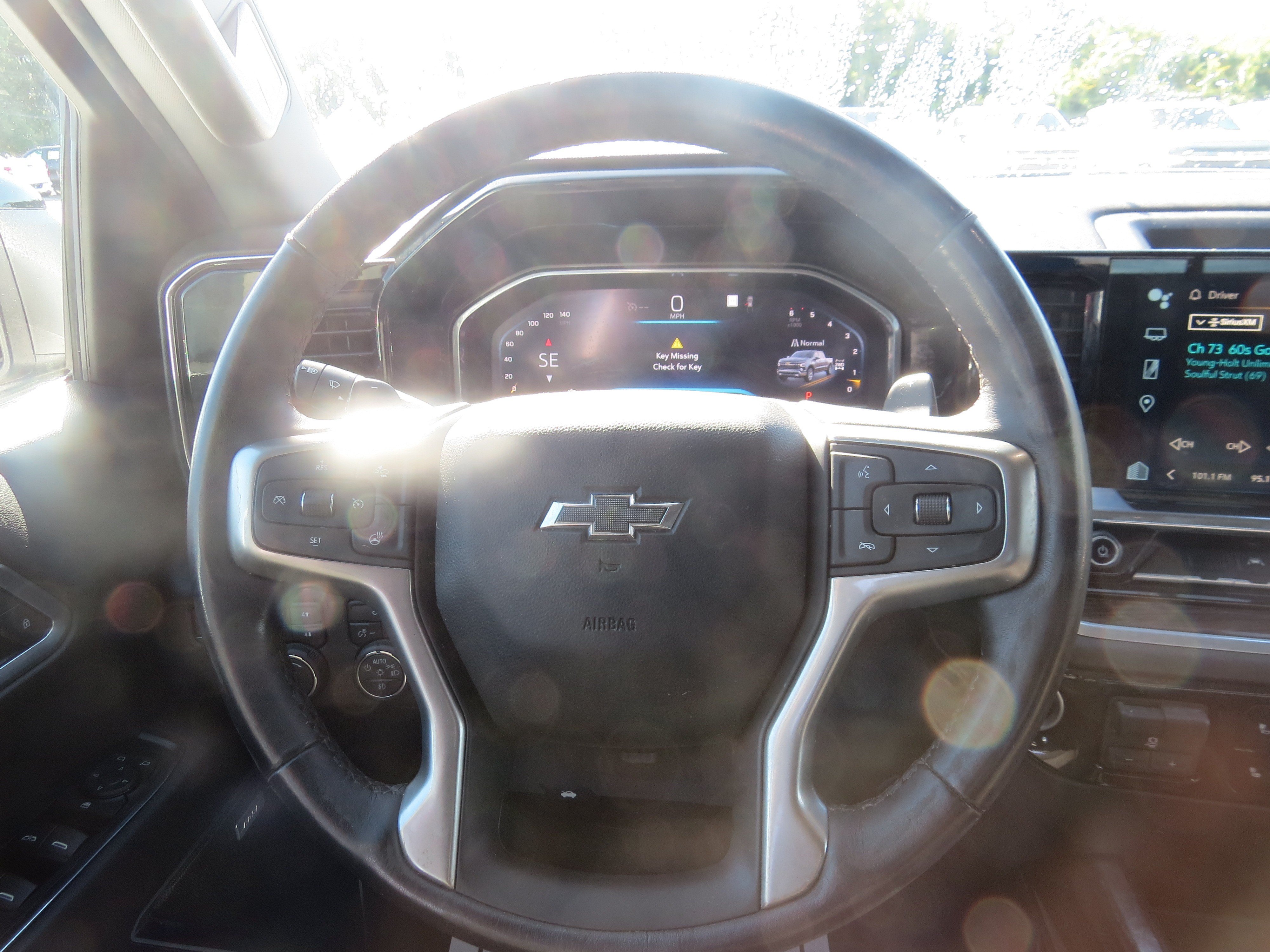 Used 2022 Chevrolet Silverado 1500 RST w/ Convenience Package II AWD/4WD image 16