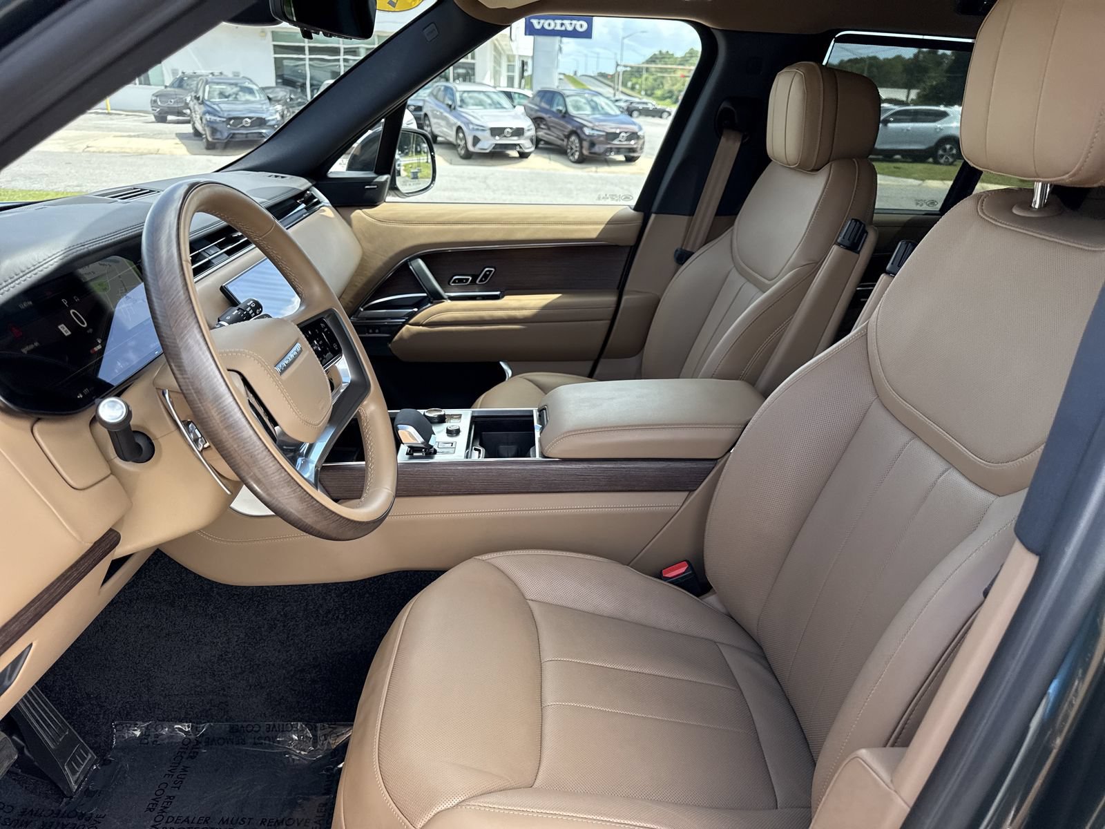 Used 2023 Land Rover Range Rover SE AWD/4WD image 9