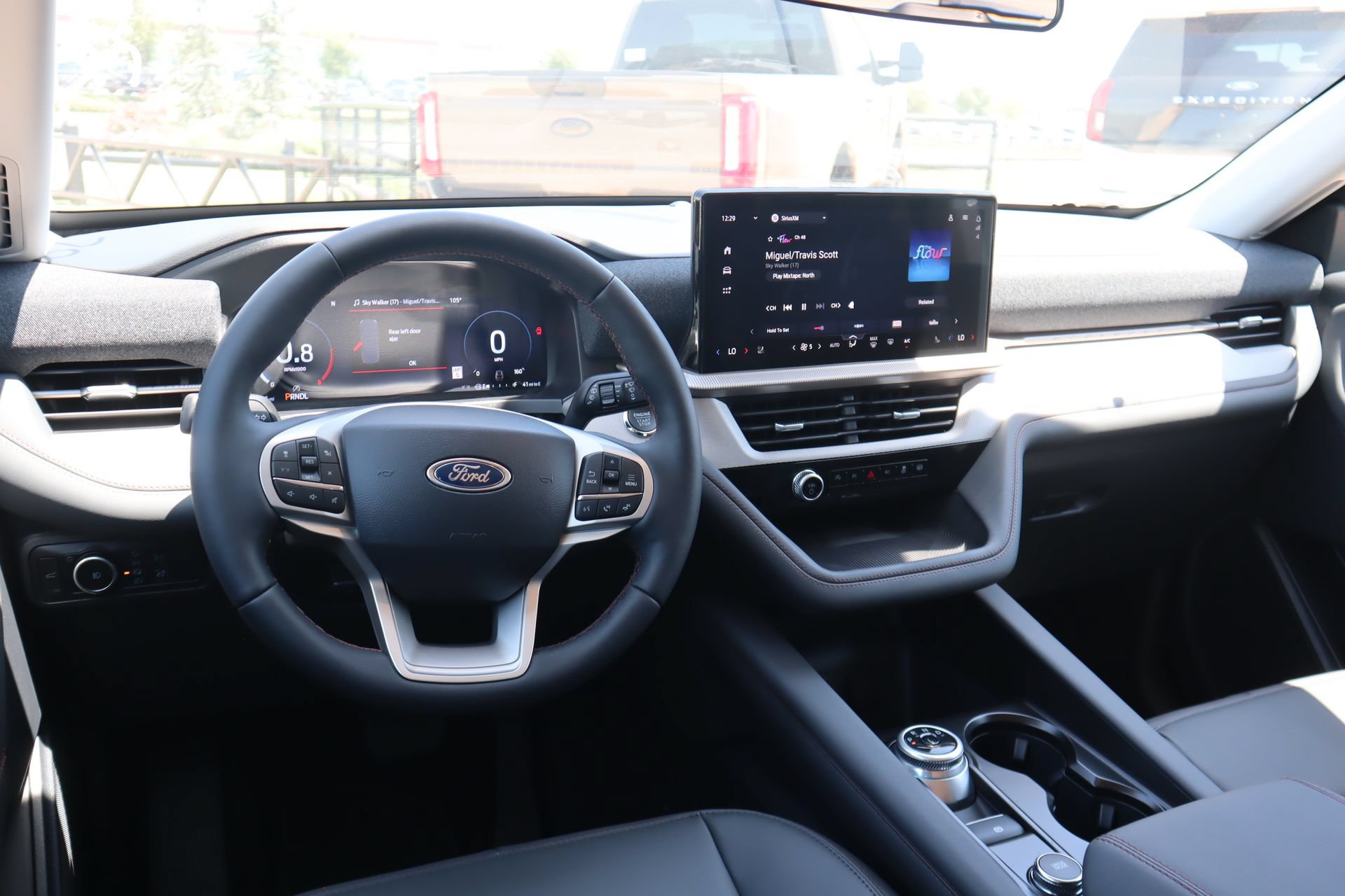 New 2026 Ford Explorer Active w/ Active Comfort Package AWD/4WD image 2