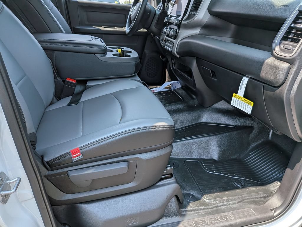 New 2026 RAM 3500 Tradesman w/ Chrome Appearance Group A AWD/4WD image 30