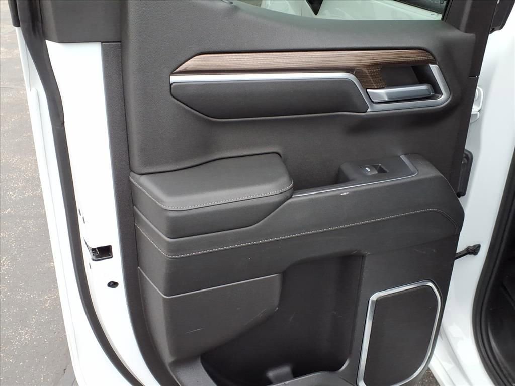 Certified 2024 Chevrolet Silverado 1500 LT image 10