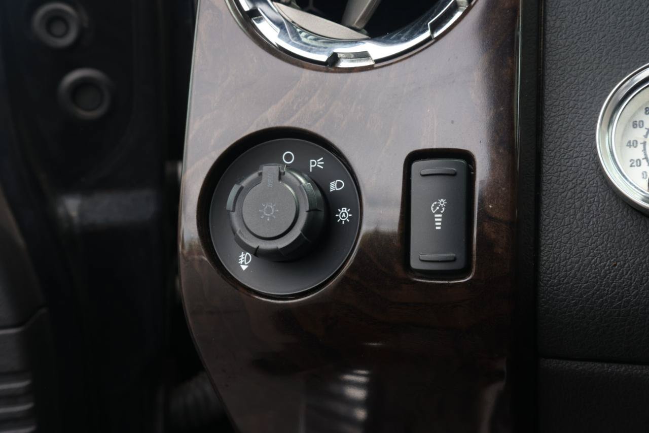 Used 2014 Ford F350 Platinum AWD/4WD image 38
