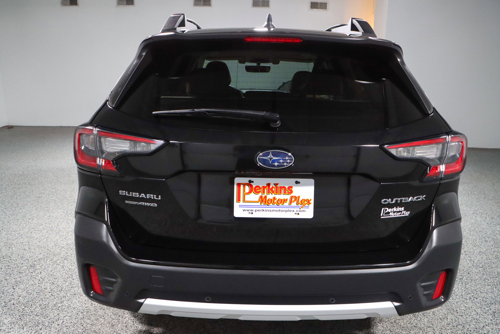 Used 2020 Subaru Outback Limited image 8