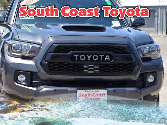 Used 2018 Toyota Tacoma TRD Sport RWD image 4
