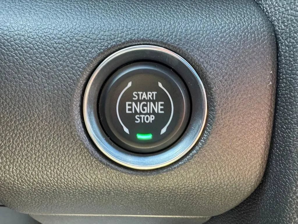New 2027 GMC Acadia Elevation w/ Elevation Premium Package FWD image 26