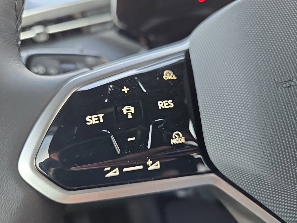 New 2025 Volkswagen ID. Buzz 1st Edition RWD image 33