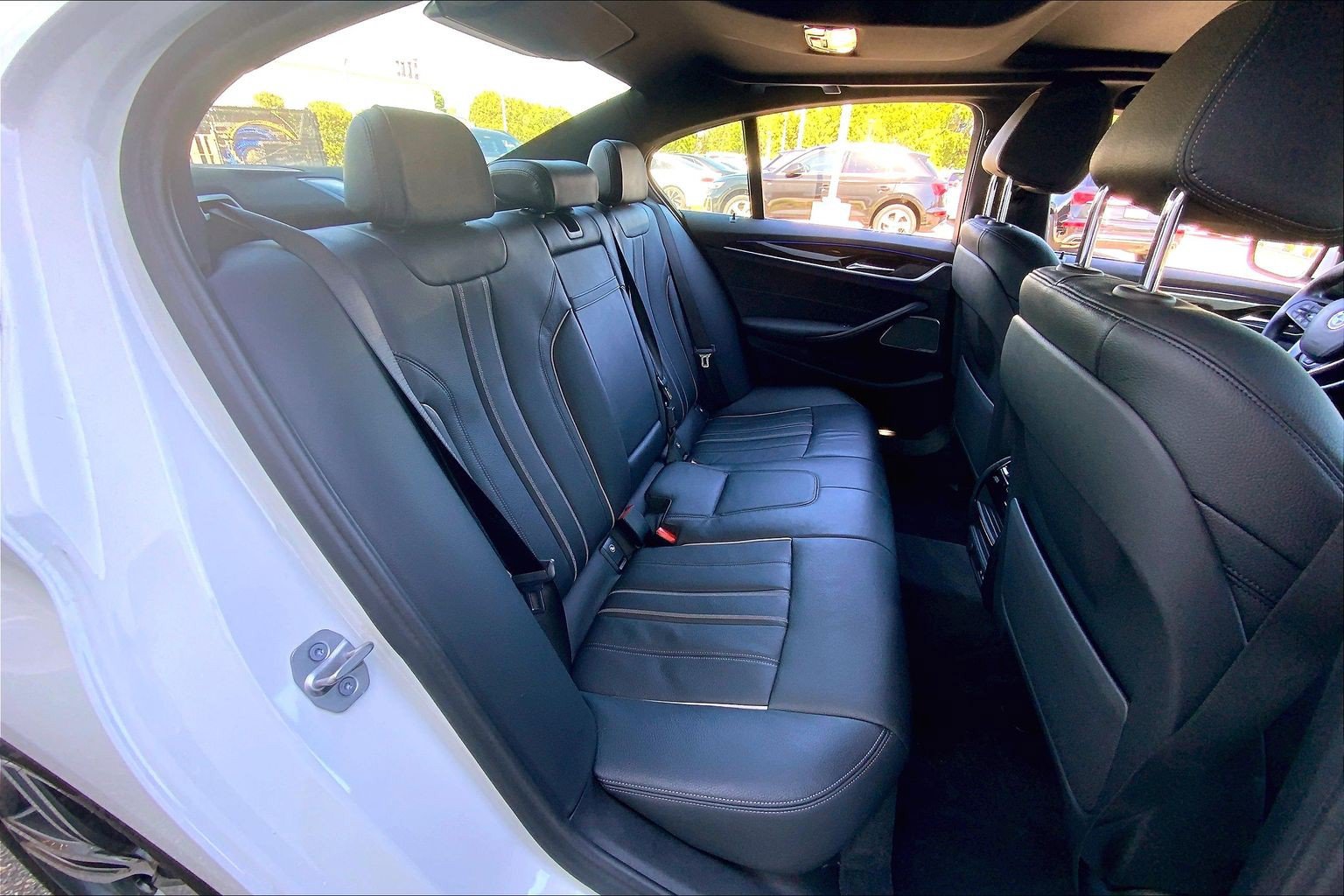 Used 2022 BMW 530i xDrive w/ Premium Package AWD/4WD image 21