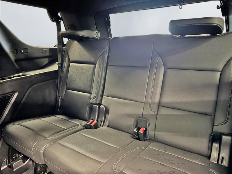 Used 2022 Chevrolet Tahoe LT w/ LT Signature Package image 19