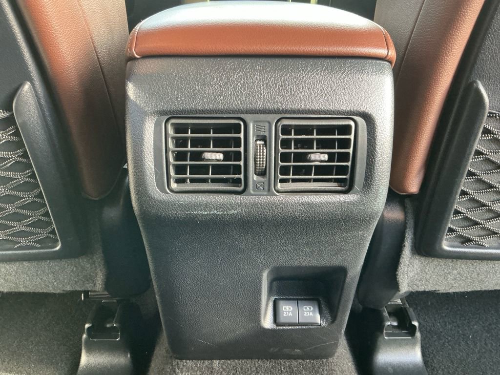 Used 2021 Toyota 4Runner Limited image 19