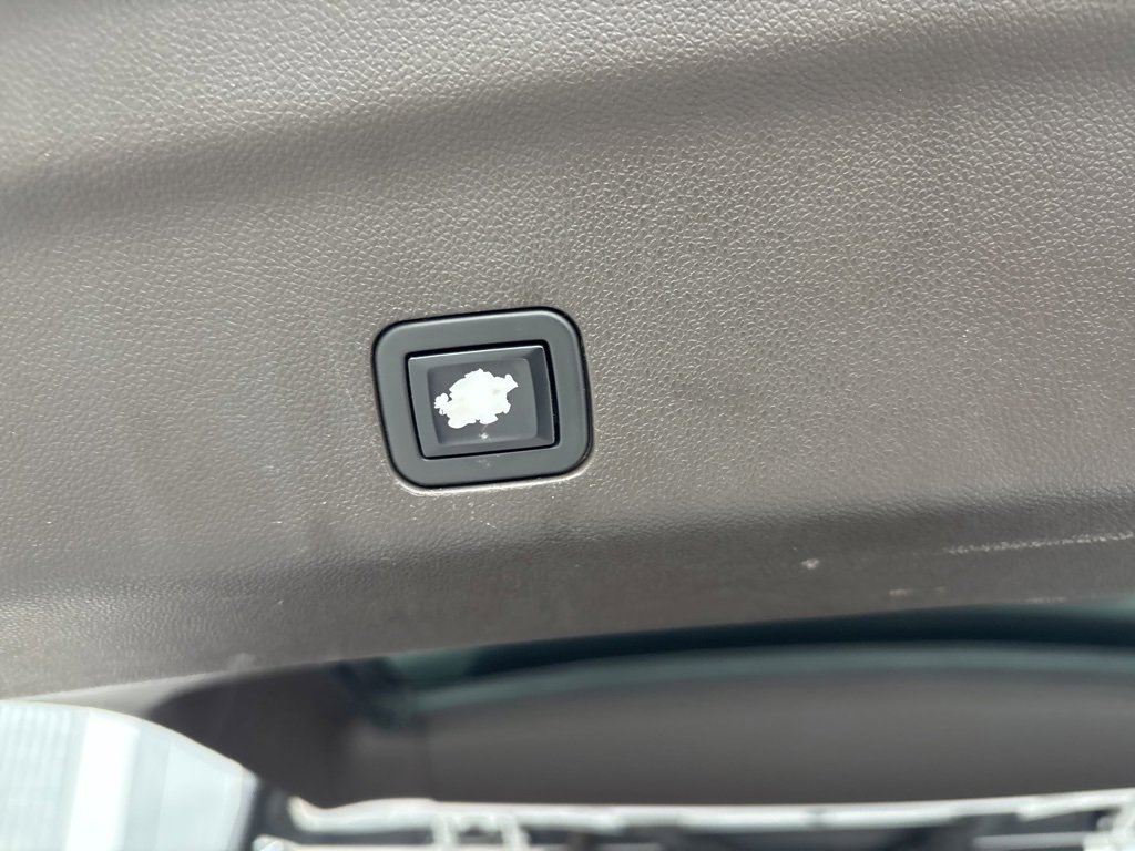 Used 2021 Chevrolet Tahoe Z71 w/ Z71 Off-Road Package image 30