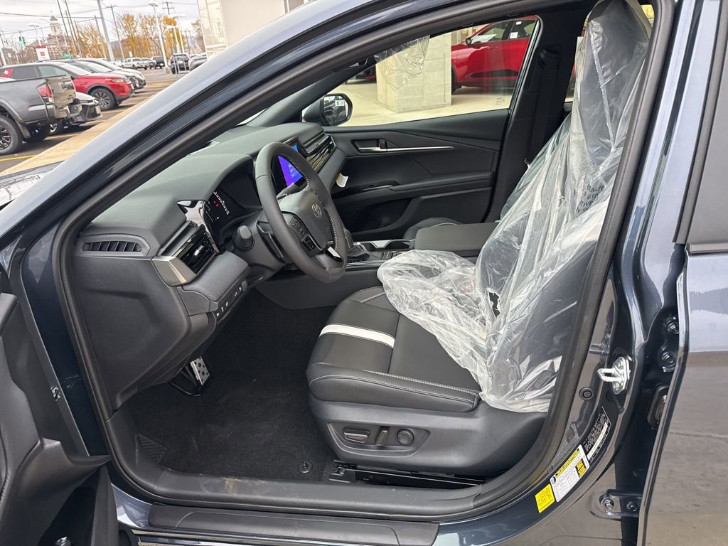 New 2026 Toyota Camry SE image 4