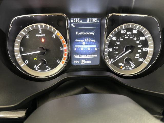 Used 2017 Nissan Titan SV image 11