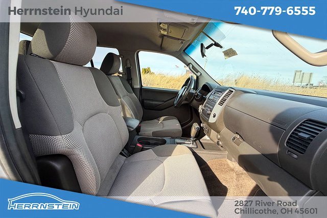 Used 2012 Suzuki Equator Sport image 19