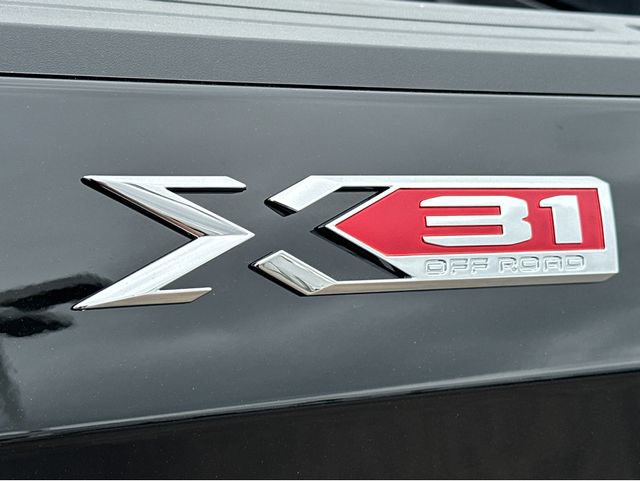 New 2026 GMC Sierra 1500 SLT w/ SLT Premium Plus Package AWD/4WD image 4