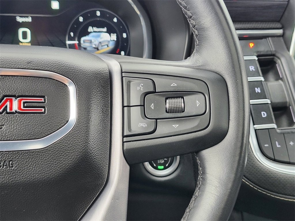 Used 2023 GMC Yukon SLT image 30