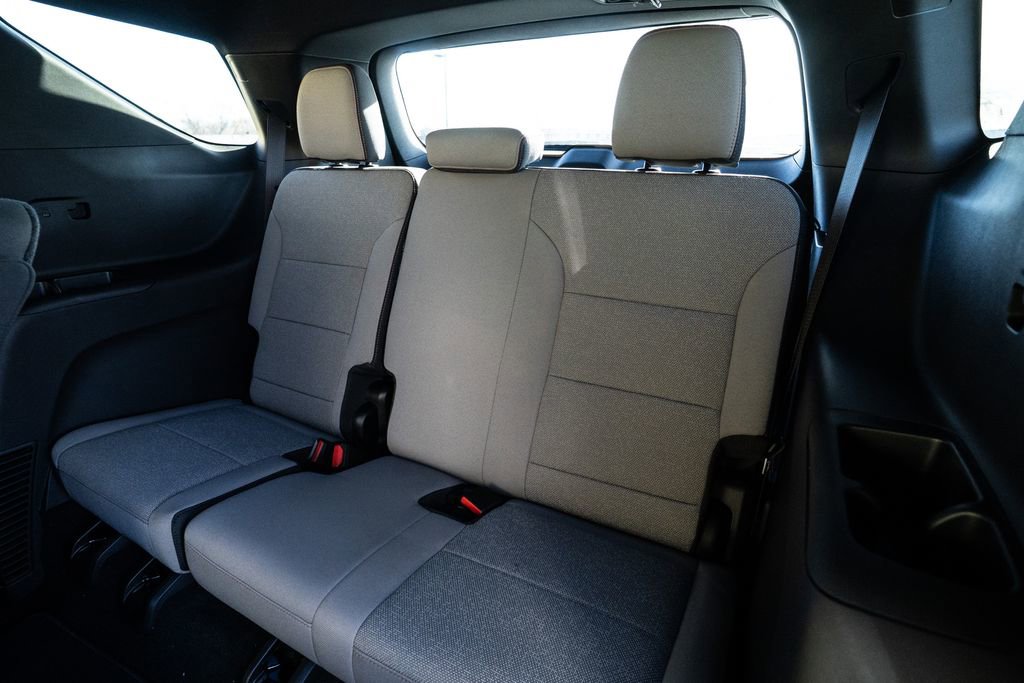 New 2026 Chevrolet Traverse LT image 37