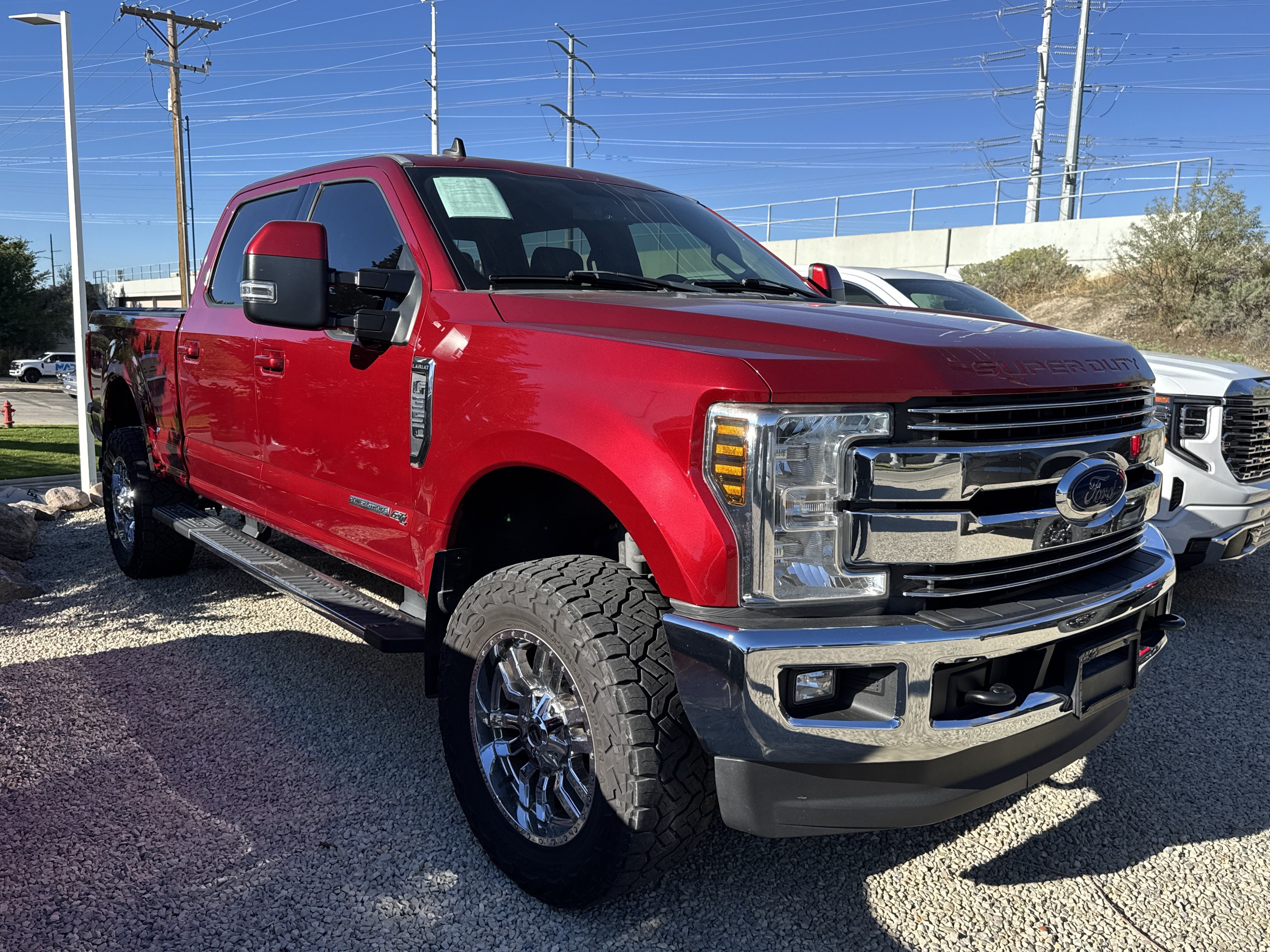 Used 2019 Ford F350 Lariat w/ Lariat Value Package AWD/4WD image 2