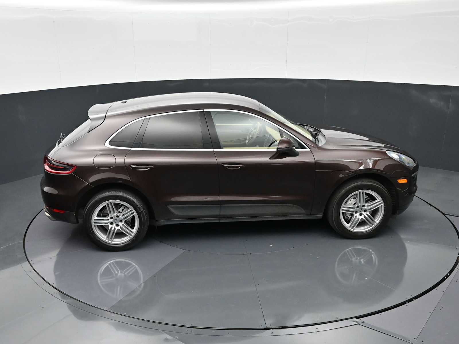 Used 2016 Porsche Macan S AWD/4WD image 34