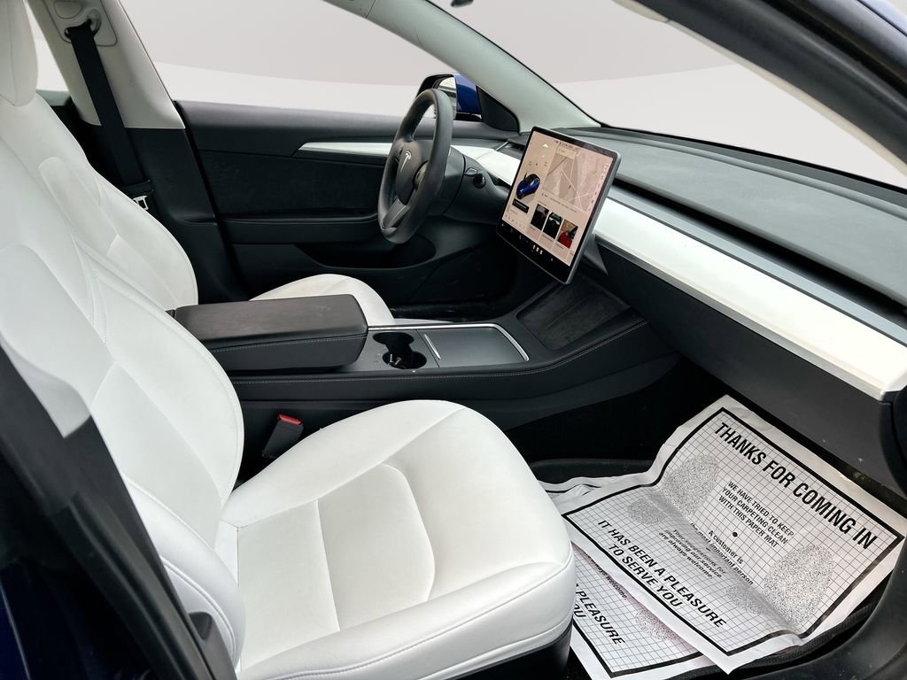 Used 2022 Tesla Model 3 Long Range AWD/4WD image 27