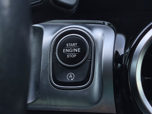 Certified 2021 Mercedes-Benz GLB 250 image 32