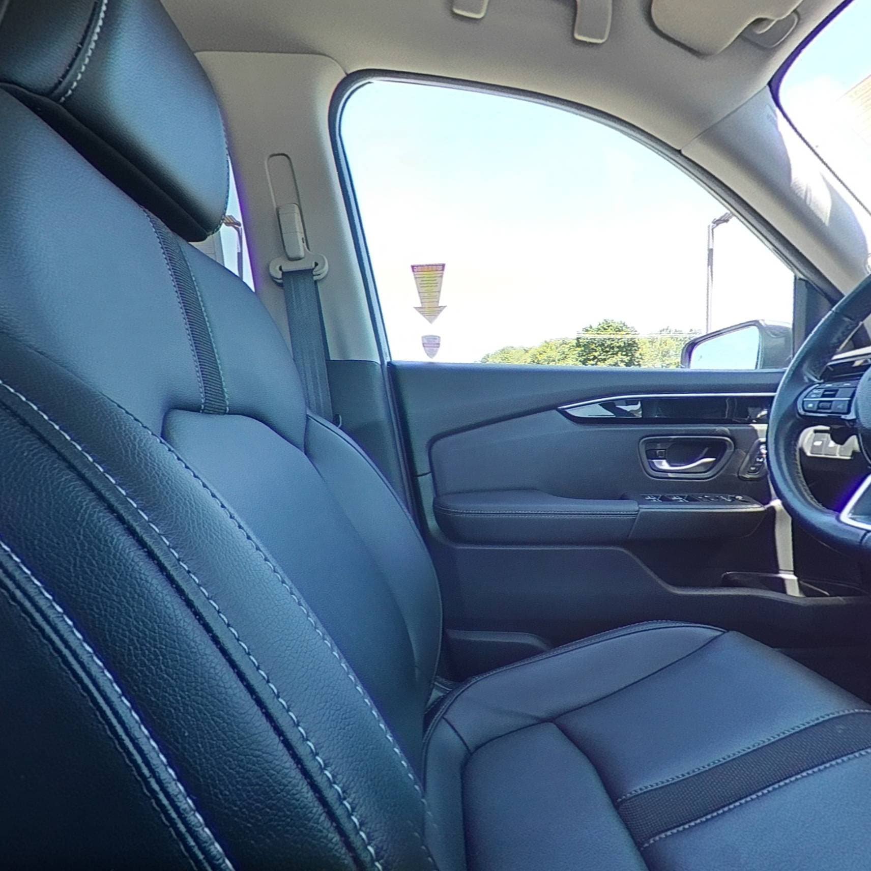 Used 2025 Honda Pilot EX-L image 33