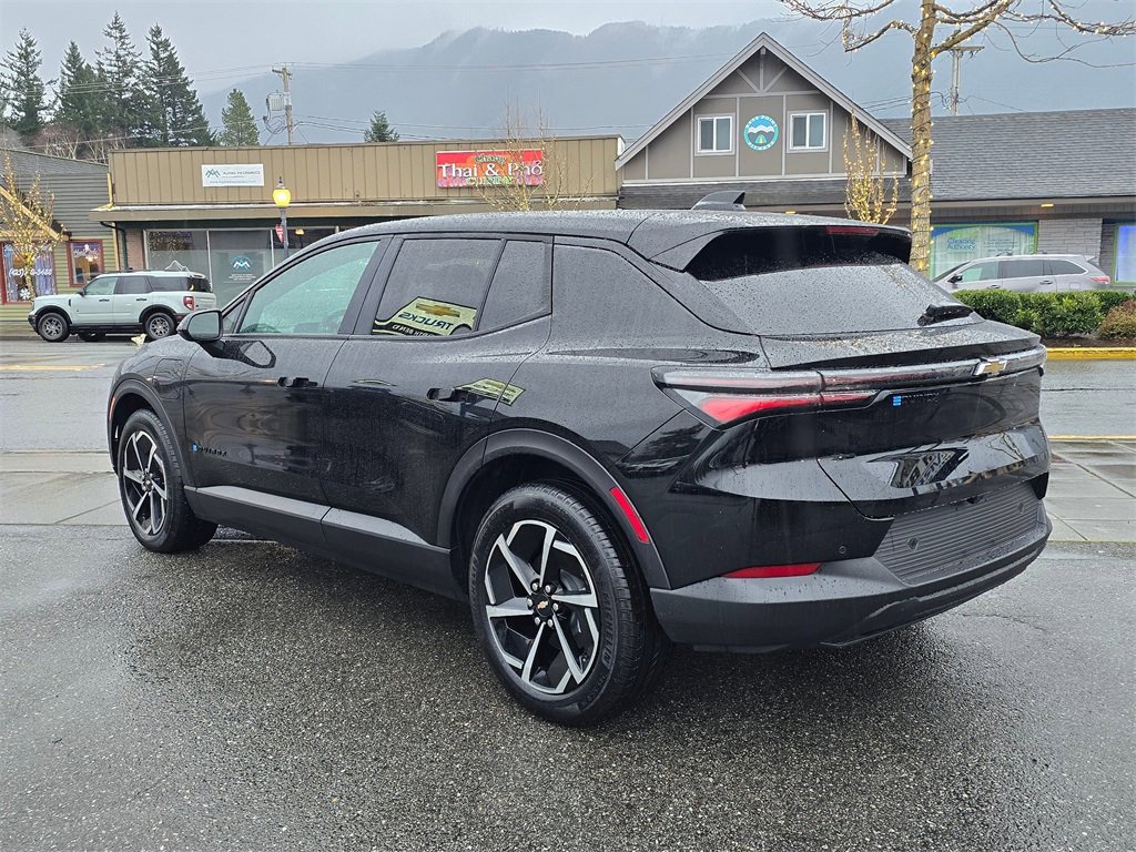 Used 2025 Chevrolet Equinox EV LT w/ Convenience Package image 7