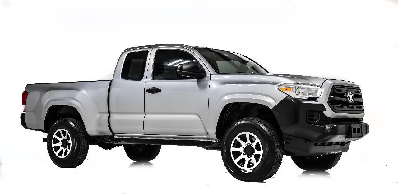 Used 2017 Toyota Tacoma SR5