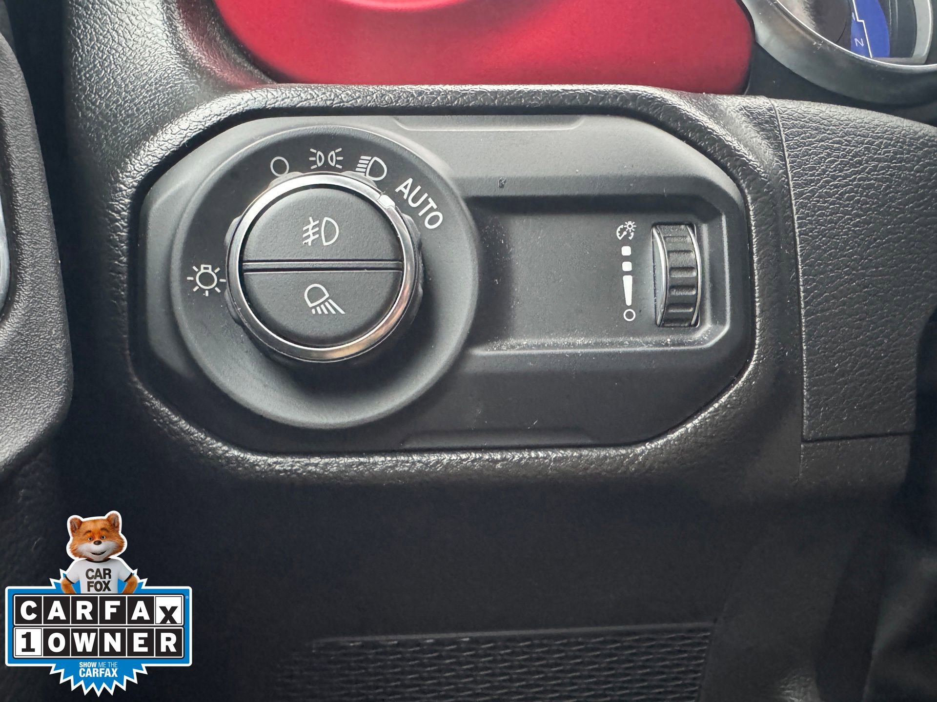 Used 2023 Jeep Gladiator Rubicon w/ Cold Weather Group image 8