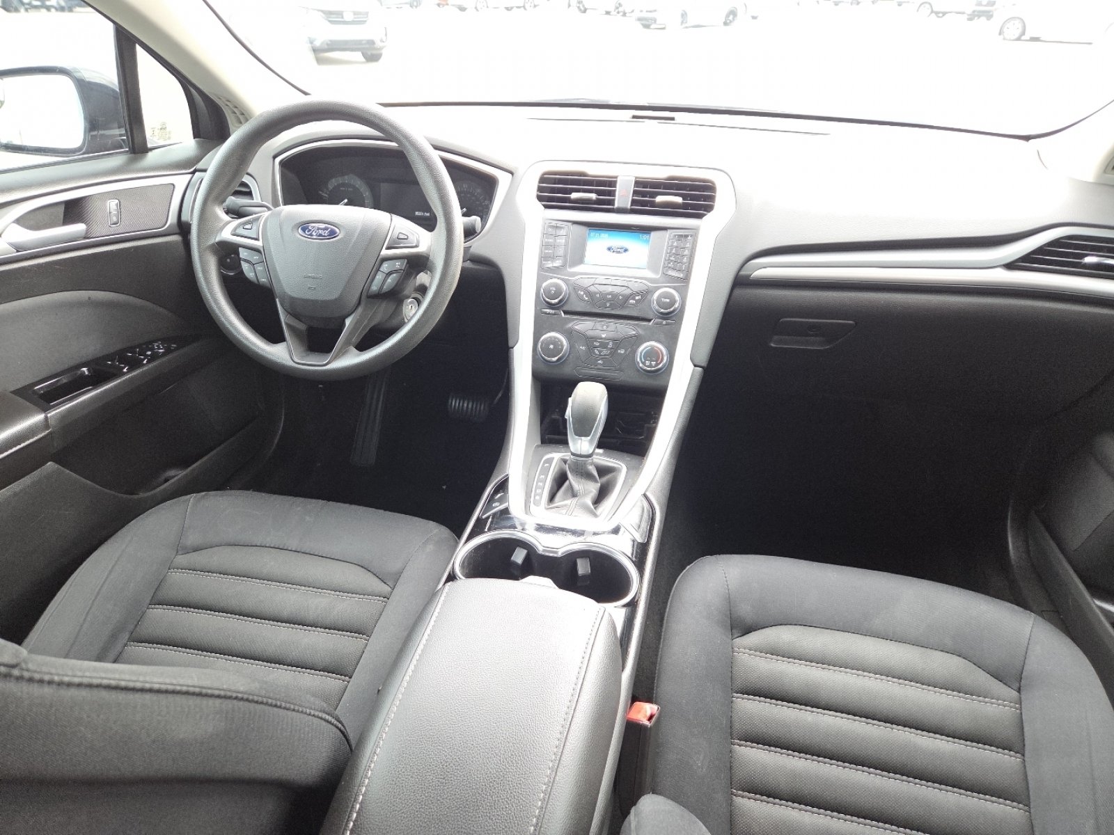 Used 2014 Ford Fusion SE FWD image 20
