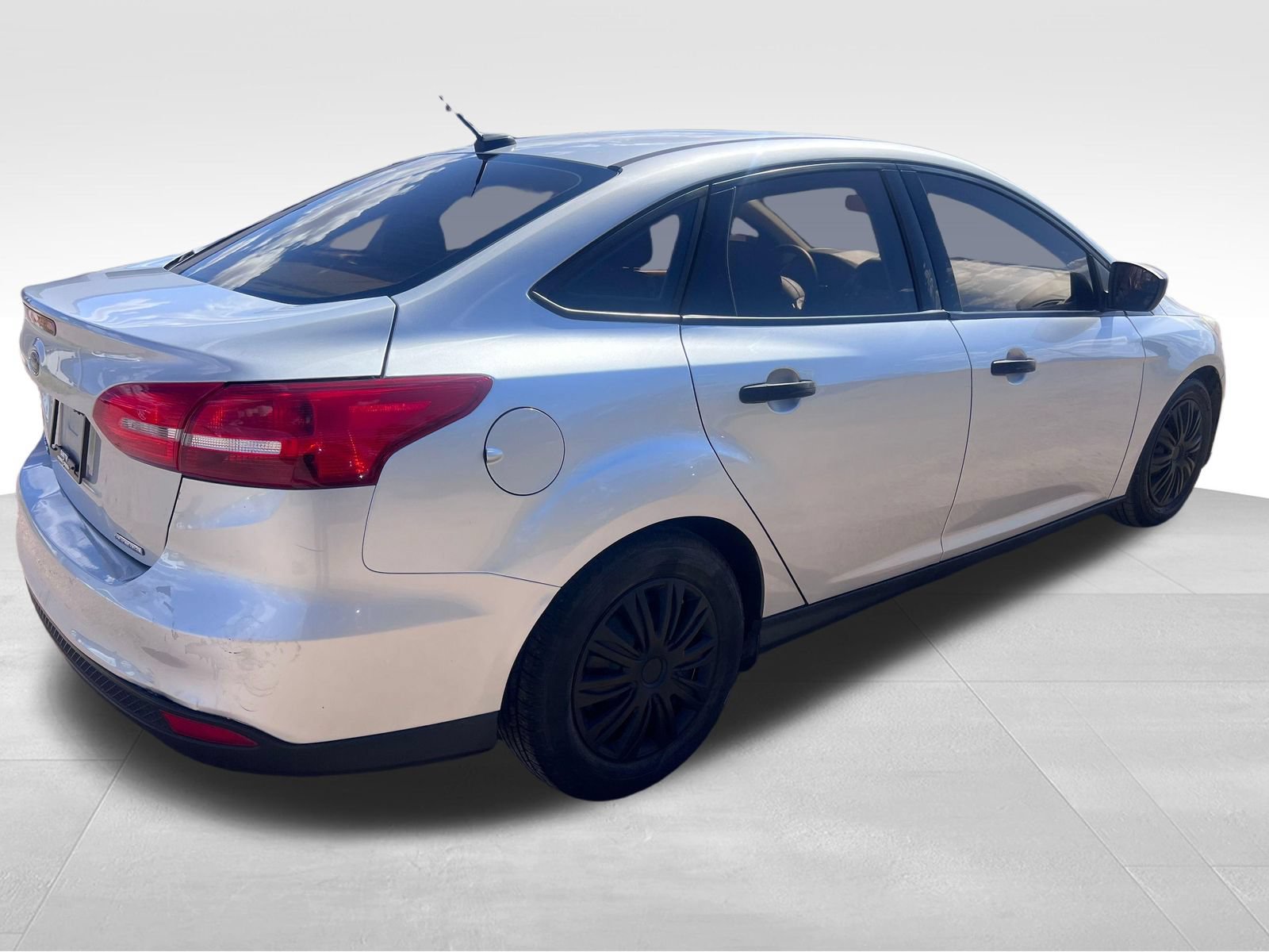 Used 2016 Ford Focus S FWD image 9