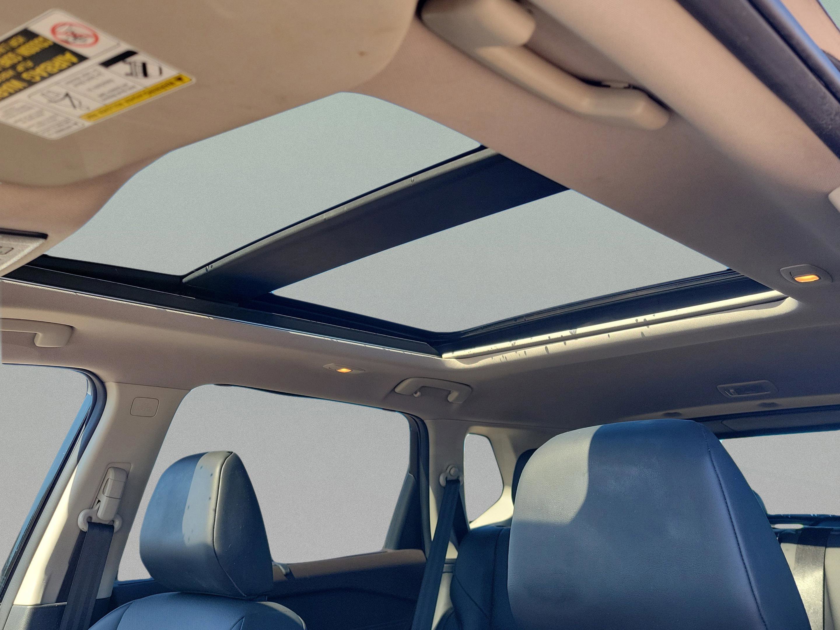 Certified 2021 Nissan Rogue SV w/ Premium Package image 33