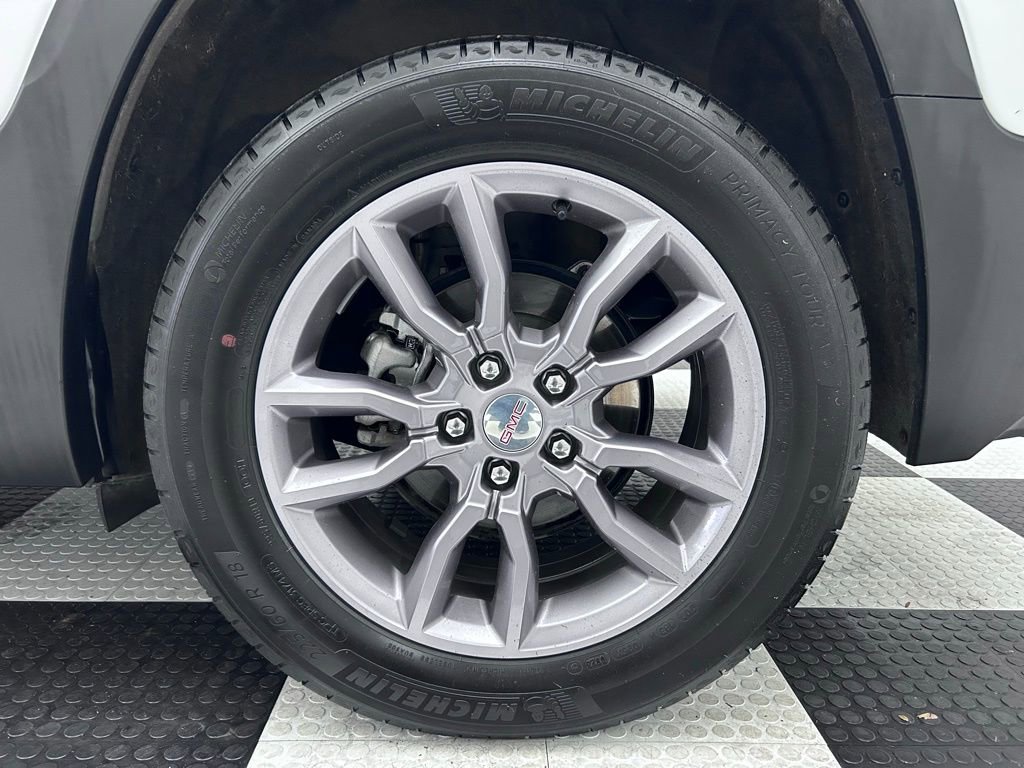 Used 2023 GMC Terrain SLT image 14