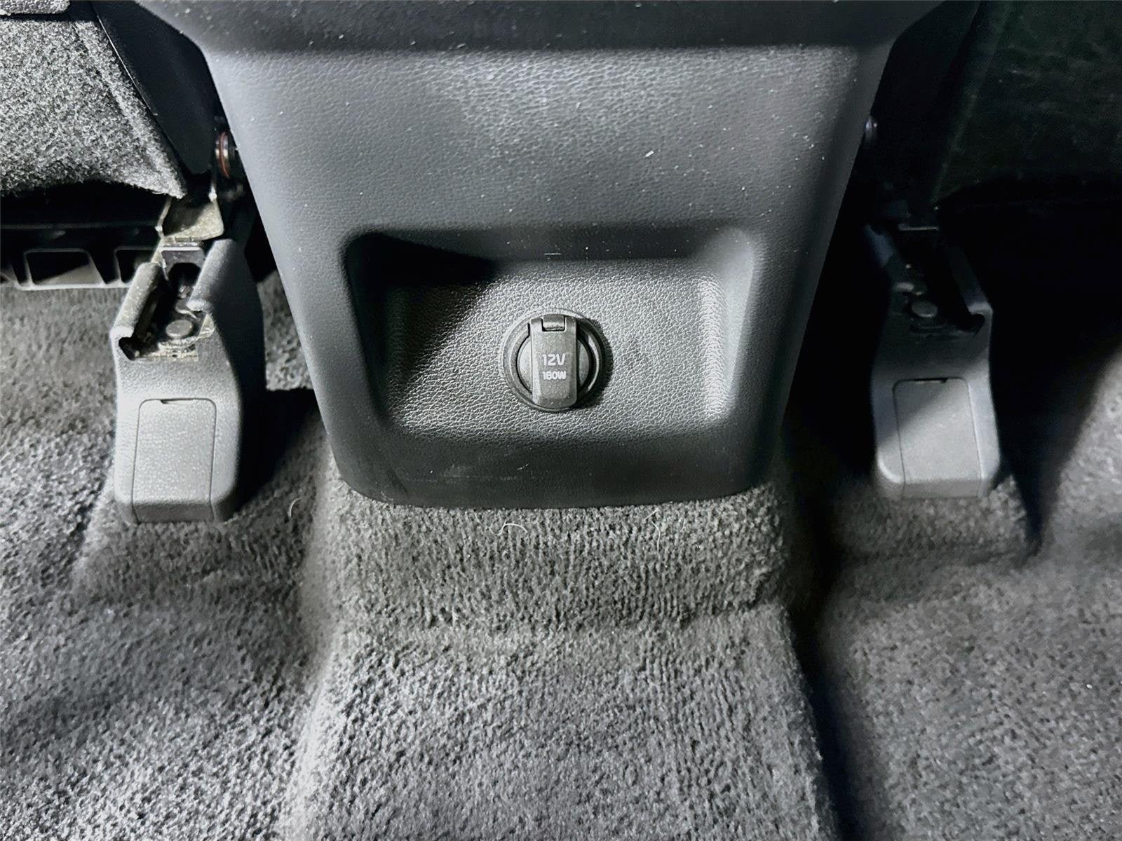 Certified 2023 Kia Telluride EX w/ EX Captain's Chair Package FWD image 28