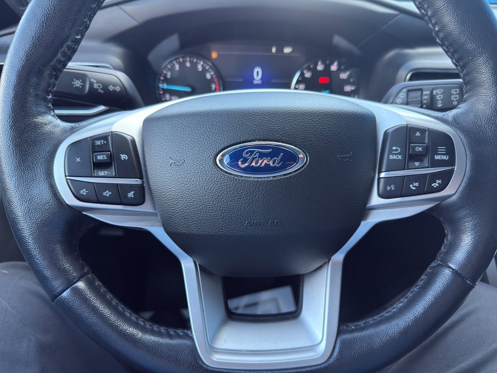 Used 2022 Ford Explorer XLT w/ Equipment Group 202A image 40