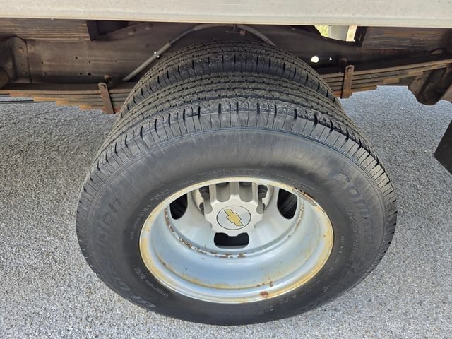 Used 2016 Chevrolet Express 3500 RWD image 7