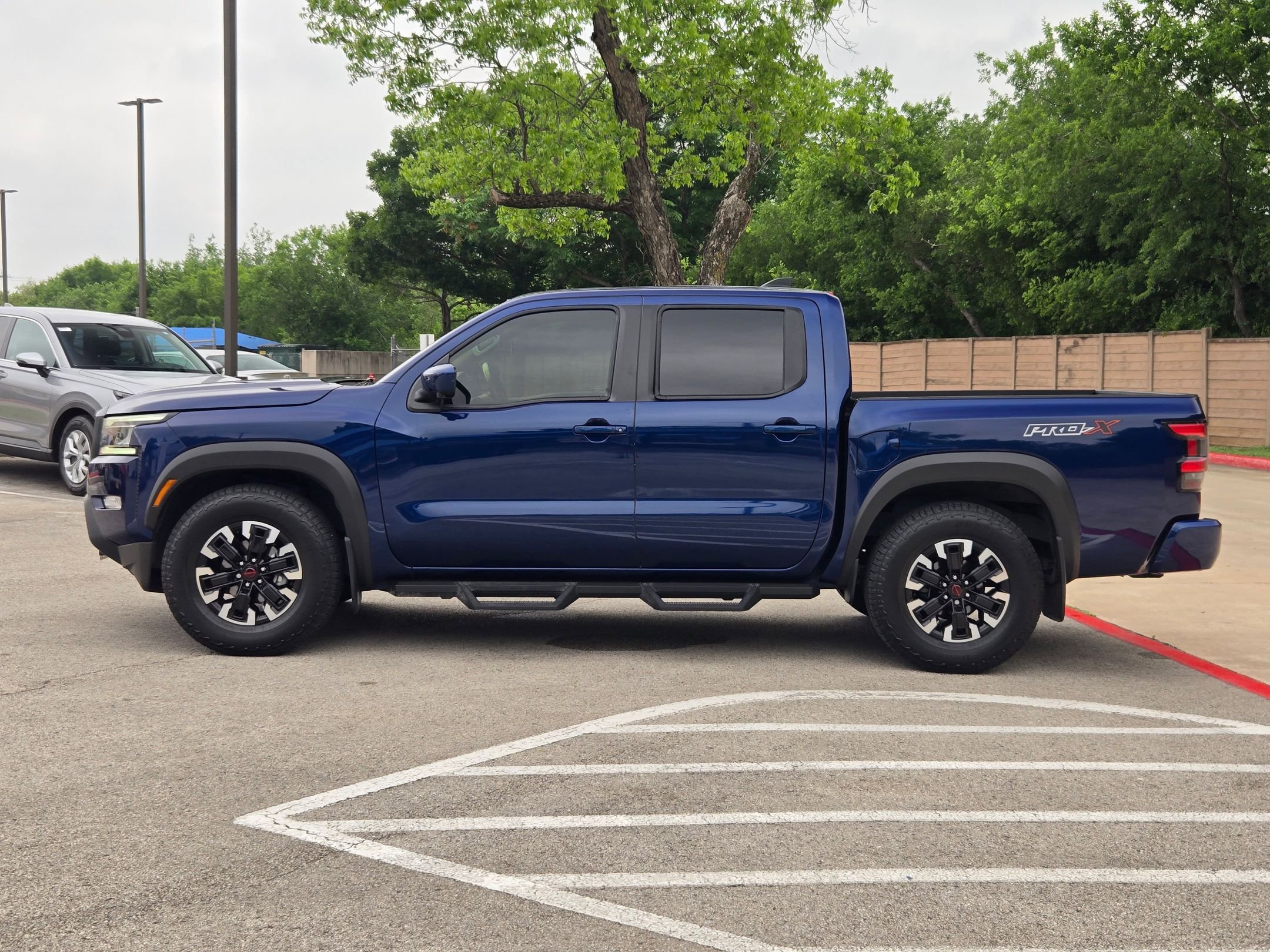 Used 2023 Nissan Frontier Pro-X w/ Pro Convenience Package RWD image 5