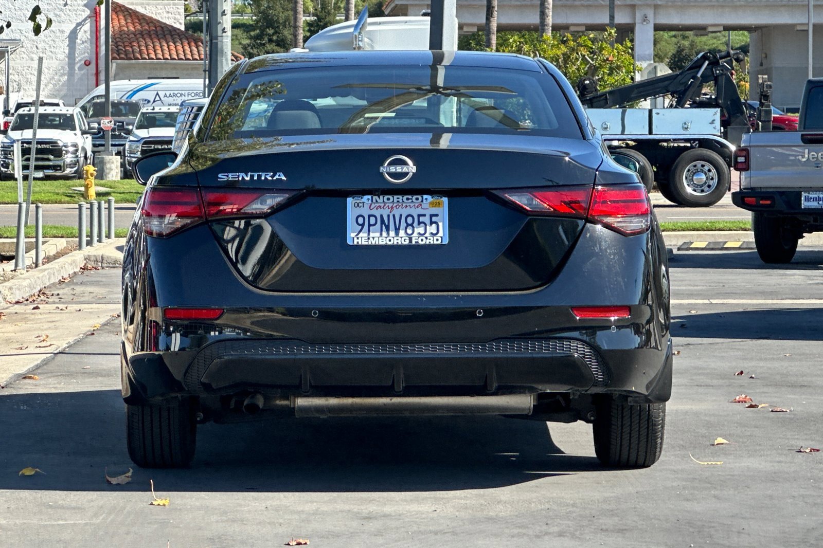 Used 2025 Nissan Sentra S image 5